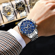 Man Quartz Sports Watch